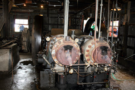 The Lady B, Bessemer Type IV oil engine